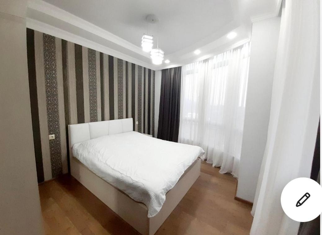 Bn Apartmen'T Apartment Batumi Ngoại thất bức ảnh